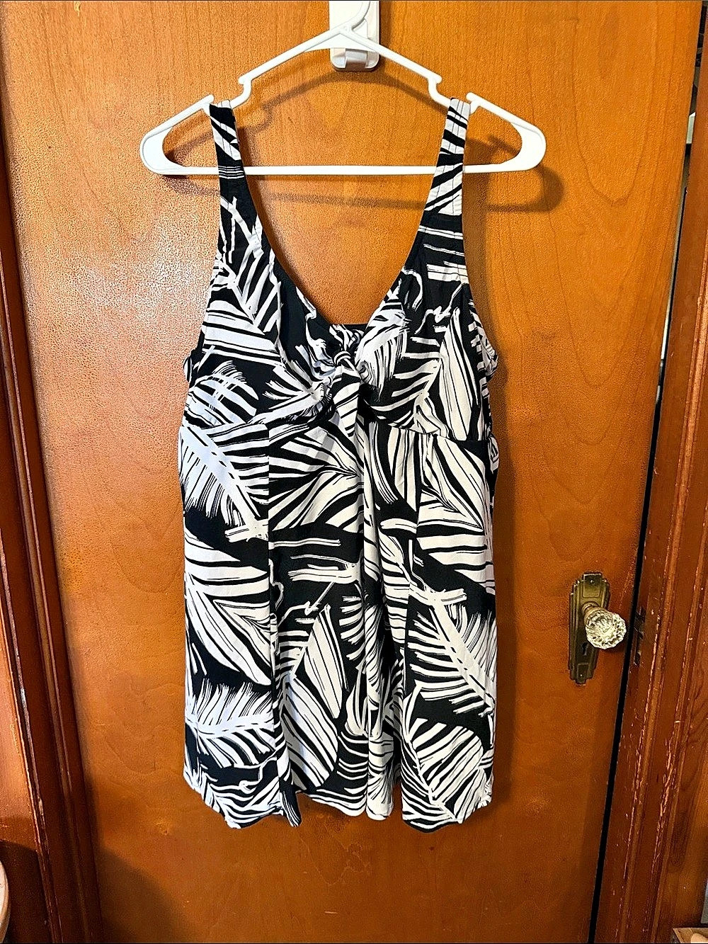 Black & White swim suite
